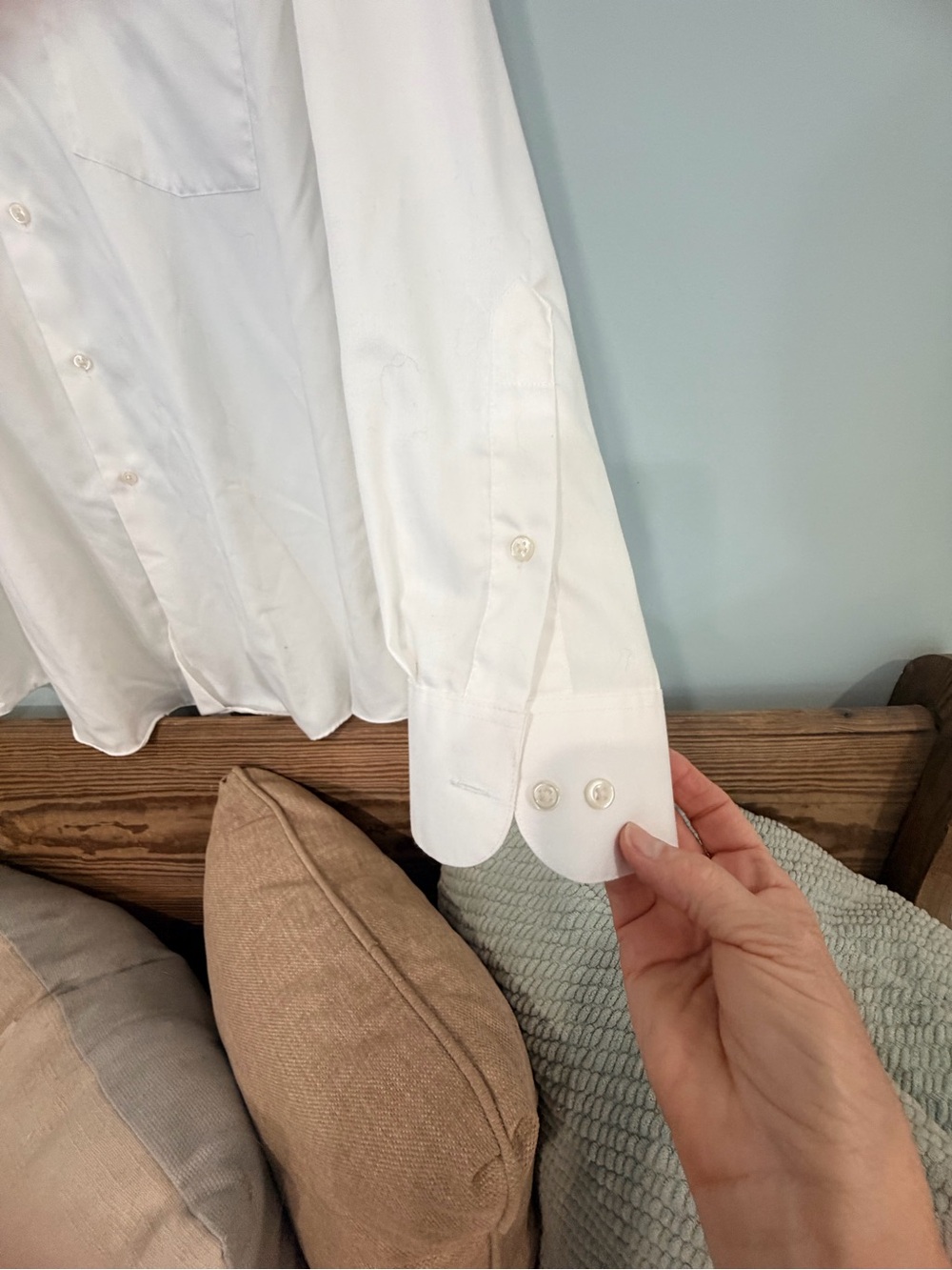 Van Heusen Men’s White Dress Shirt with Chest Pocket - Picture 3 of 5